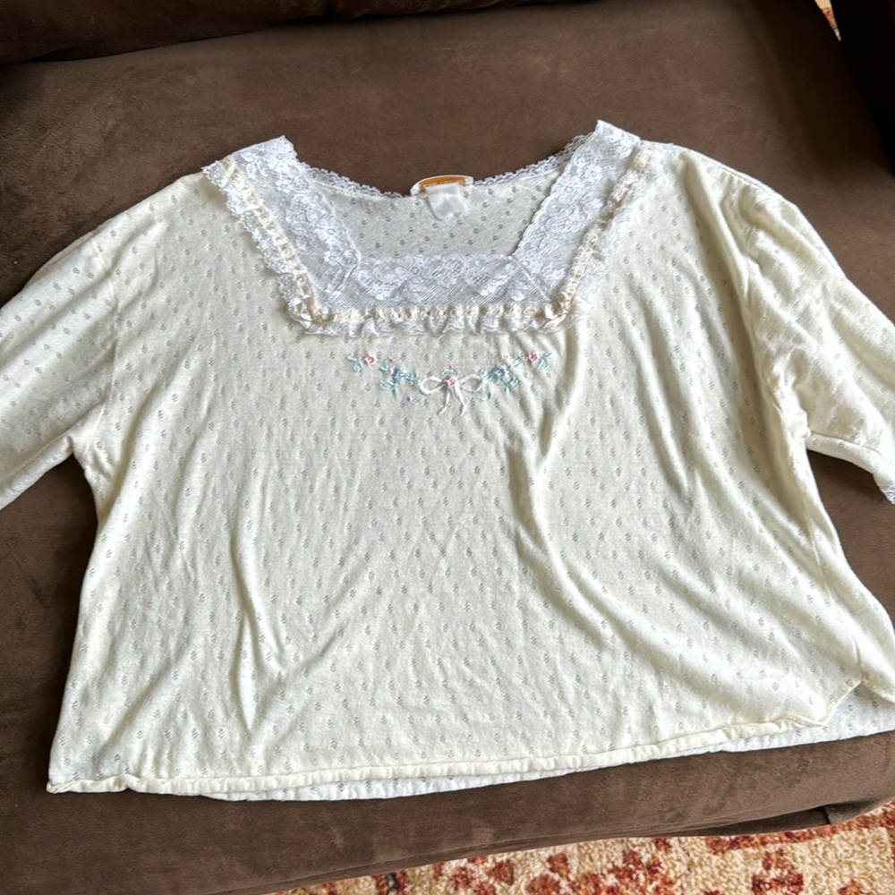 Barbizon sleep, top and cream, color size medium
